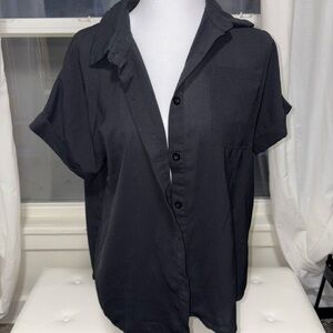 Not aritzia Short-Sleeve Button-Up Shirt - Black